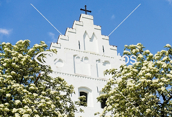 Kirke og forår